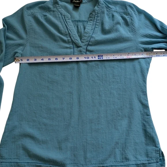 Eddie Bauer Turquoise Blue Blouse Women's Medium - Picture 7 of 9